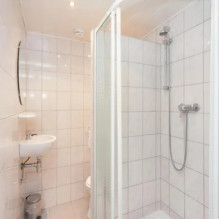 Apartamento In Waroldern Mit Sauna, Cleaning Included *